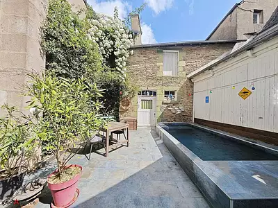 Maison, 280 m²