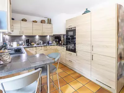 Maison, 161 m²