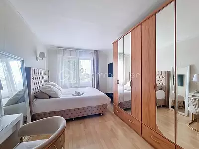 Maison, 180 m²