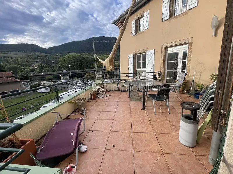 Immeuble, 554 m²
