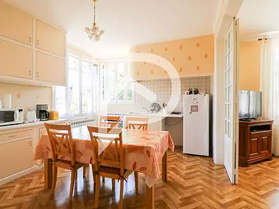 Maison, 200 m²