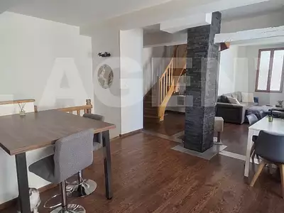 Maison, 113 m²