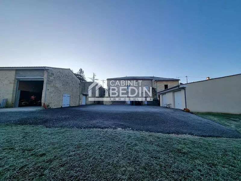 Maison, 250 m²