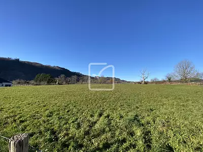 Terrain, 3 014 m²