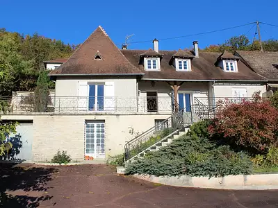 Maison, 245 m²