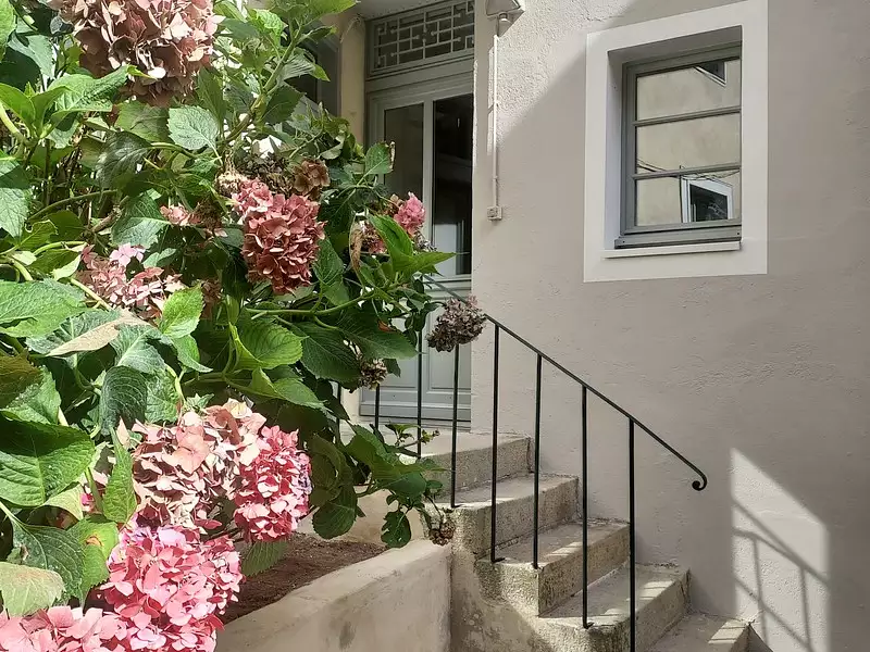 Immeuble, 330 m²