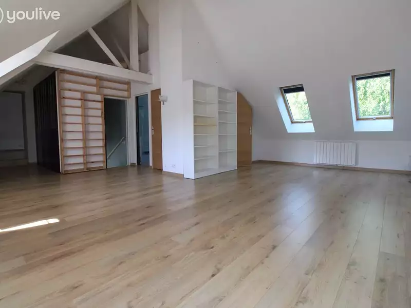 Maison, 250 m²
