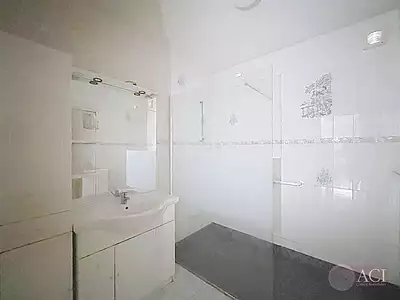 Maison, 191 m²