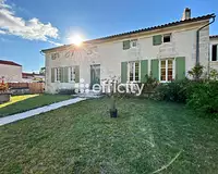 Maison, 180 m²