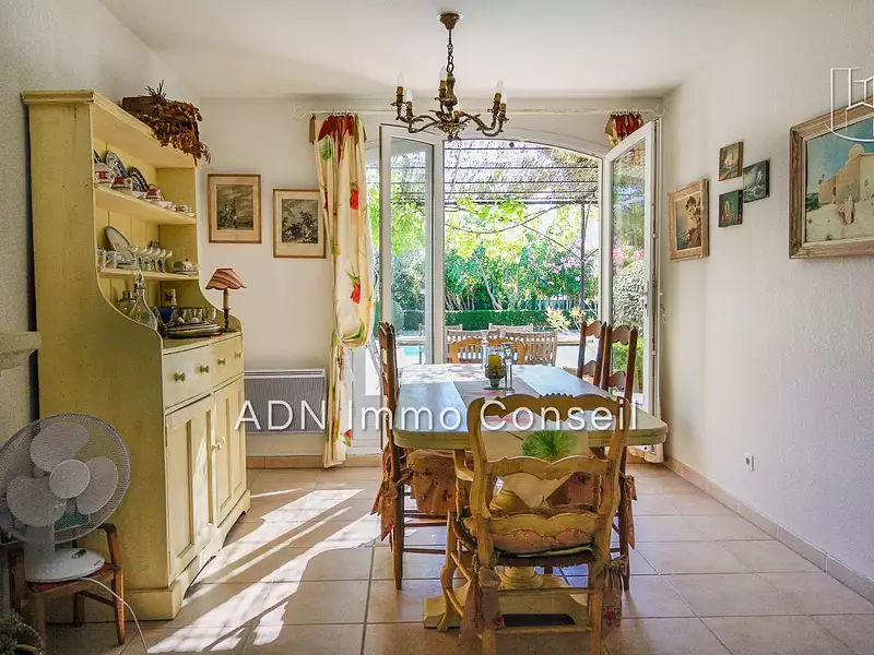 Maison, 102 m²