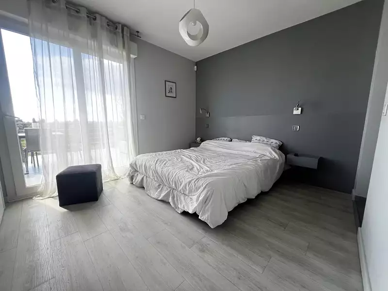 Maison, 220 m²