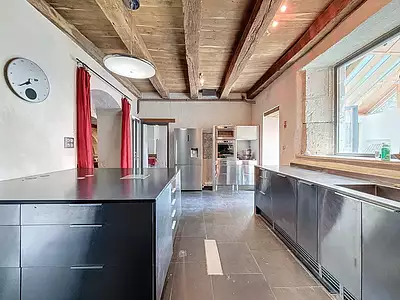 Maison, 650 m²