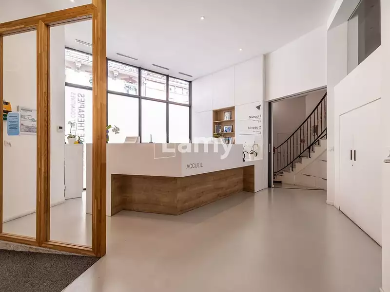 Immeuble, 535,18 m²