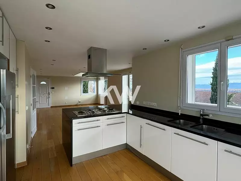 Maison, 227 m²