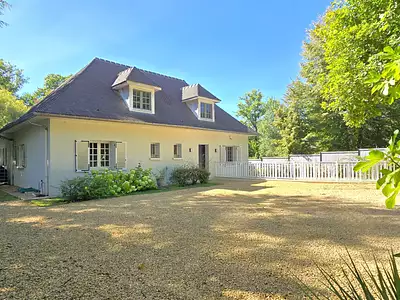 Maison, 255 m²