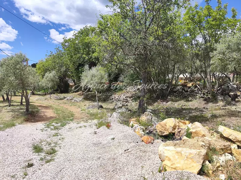 Terrain, 917 m²