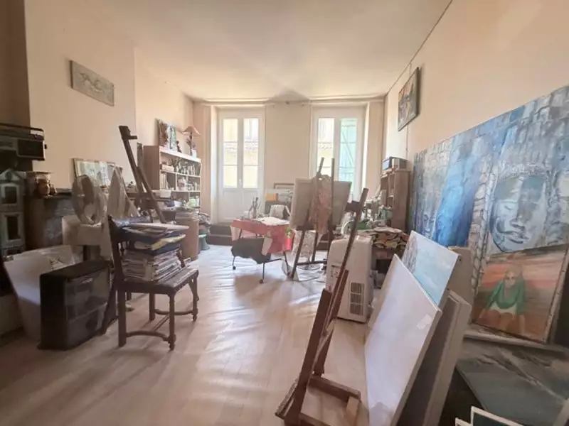 Immeuble, 215 m²