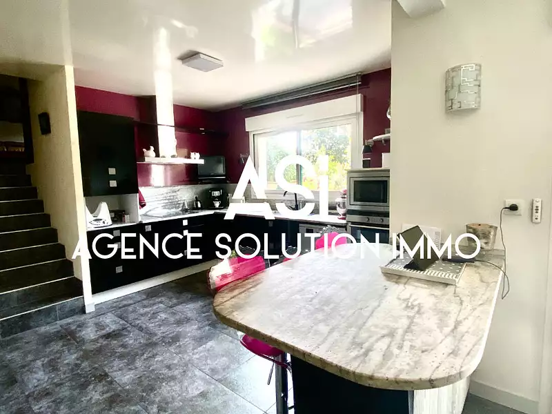 Maison, 179 m²