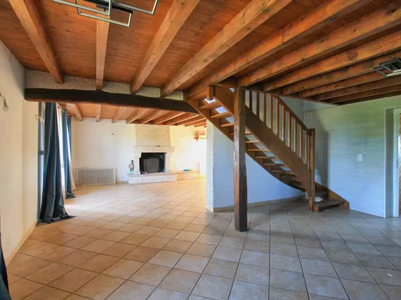 Maison, 145 m²