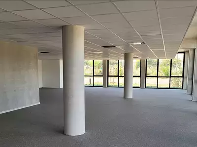 Immeuble, 3 600 m²