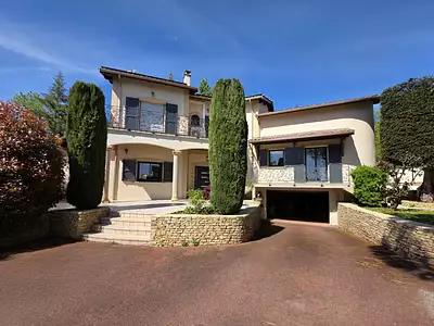 Maison, 295 m²