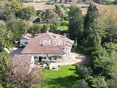 Maison, 446 m²