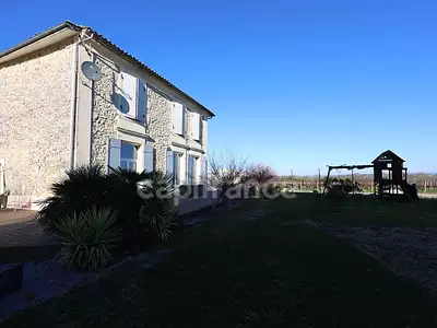 Maison, 1 357 m²