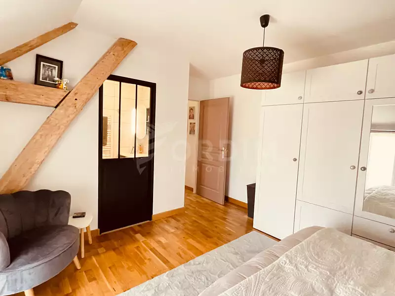 Maison, 163 m²