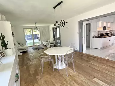 Maison, 190 m²