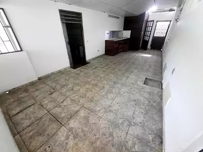 Maison, 195 m²