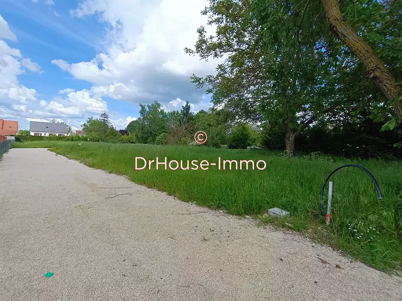 Terrain, 683 m²