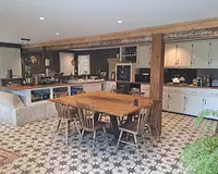 Maison, 248 m²