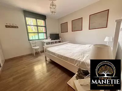 Maison, 300,08 m²