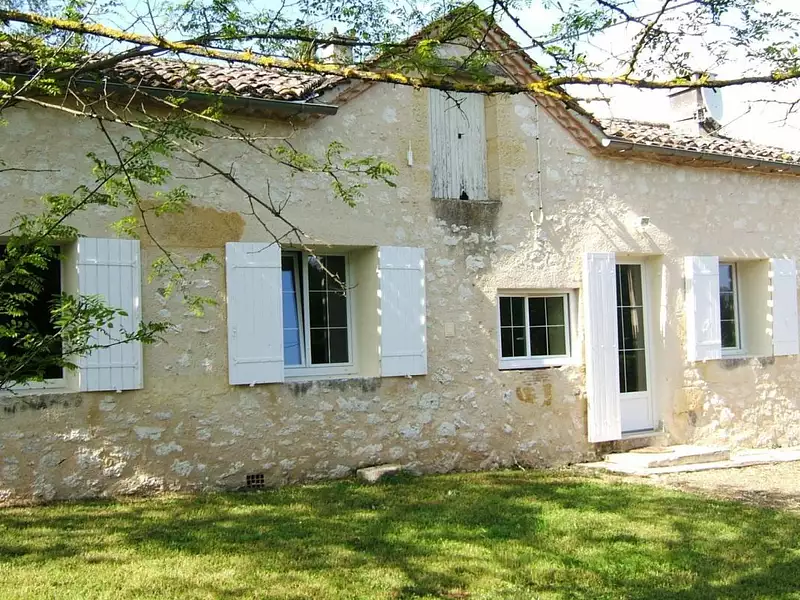 Maison, 736 m²