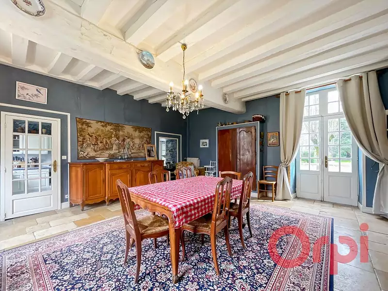 Maison, 253 m²