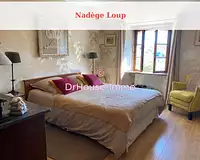 Maison, 225 m²