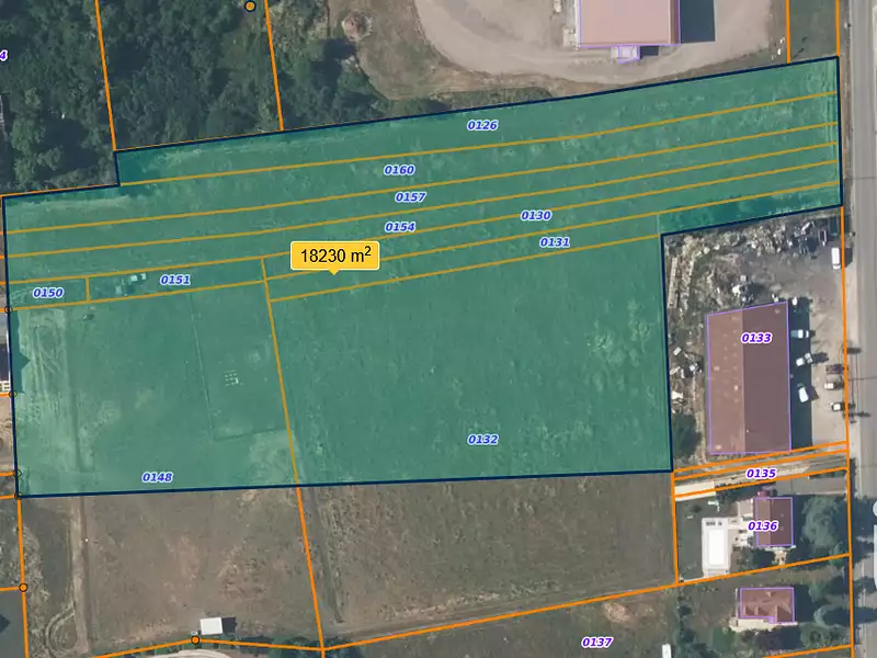 Terrain, 18 233 m²