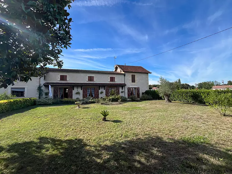 Maison, 241,94 m²