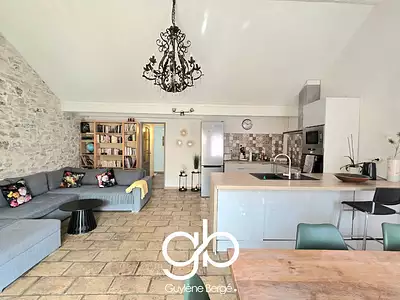 Immeuble, 300 m²
