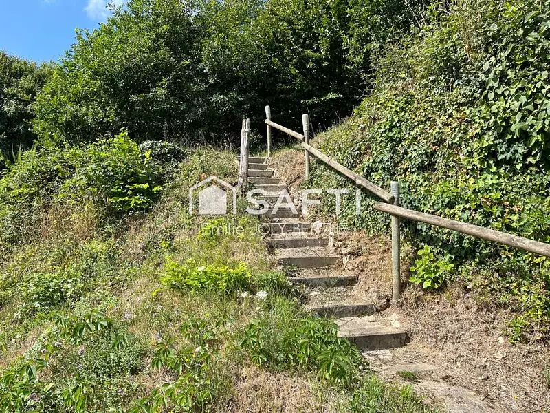 Terrain, 750 m²