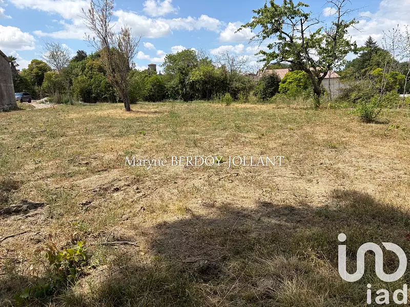 Terrain, 890 m²