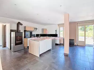 Maison, 195 m²