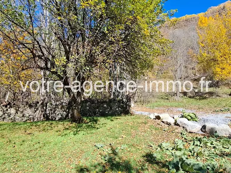 Terrain, 1 340 m²
