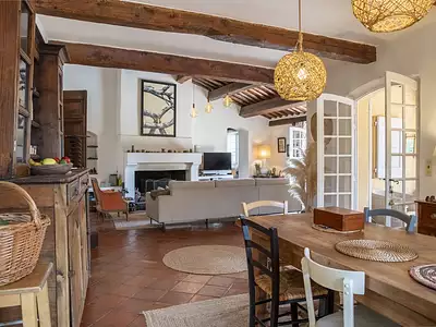 Maison, 246 m²