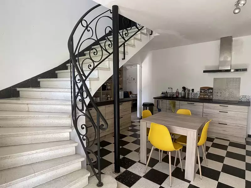 Maison, 195 m²