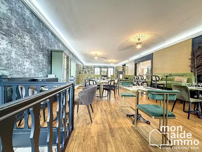 Immeuble, 500 m²
