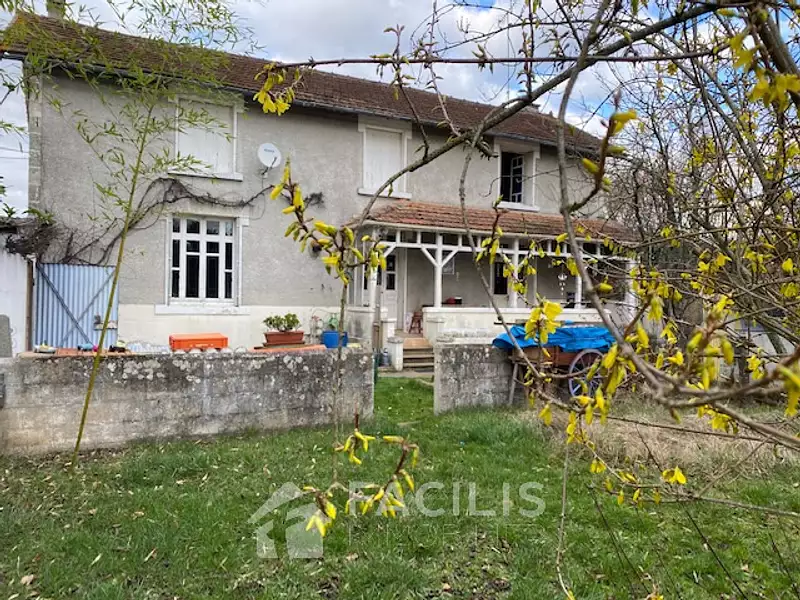 Maison, 146 m²