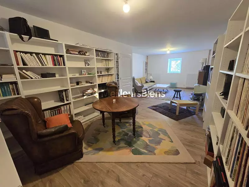 Maison, 271 m²