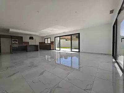 Maison, 148 m²