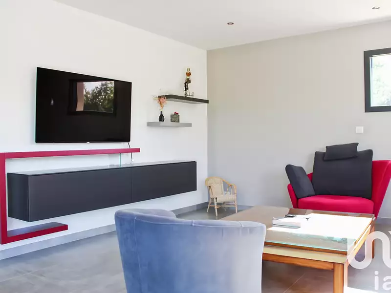 Maison, 143 m²